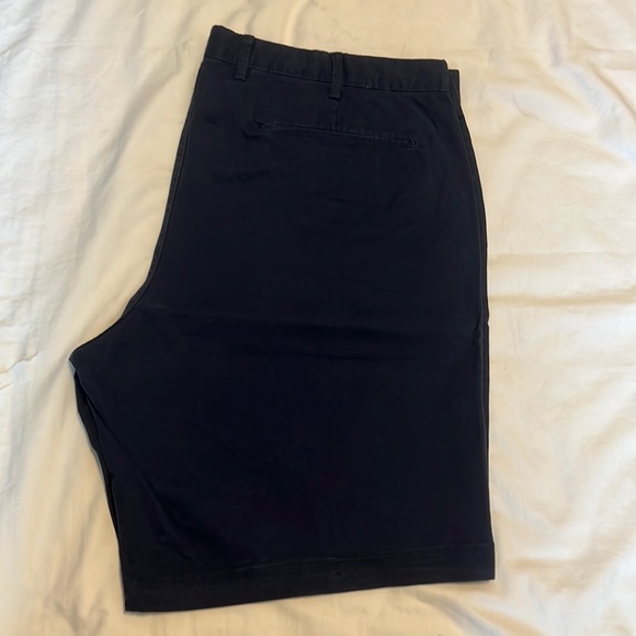 Gap Navy Shorts size 40 - Picture 1 of 9
